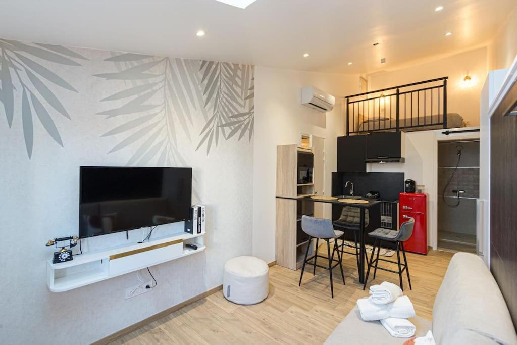 Charmant T1 Mezzanine Neuf Clim N•5 - Centre Ville 몽펠리에 외부 사진
